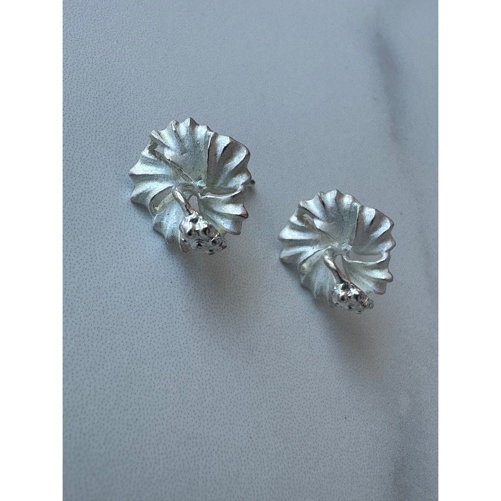 Hibiscus 925 Sterling Silver Floral Stud Earrings Matte Ruffled Flower Botanical